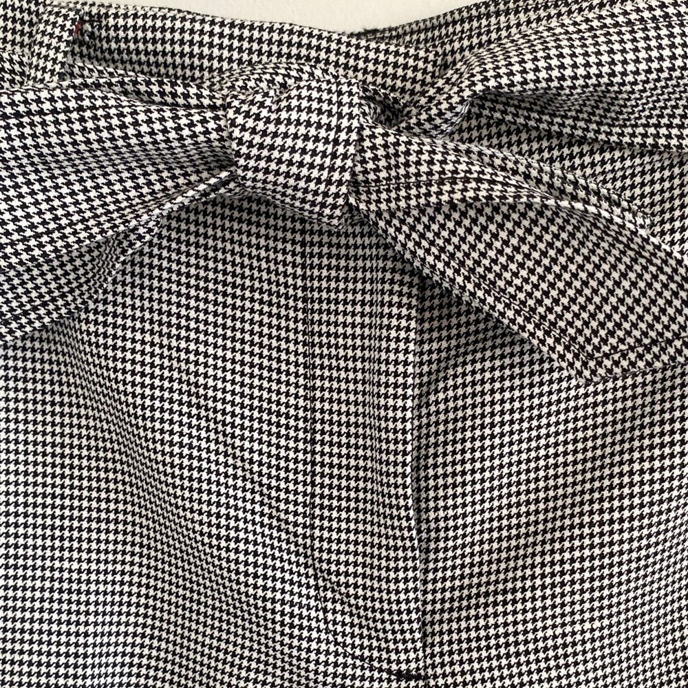 LOFT Devin Slim Black and White Houndstooth Pants - Picture 3 of 8